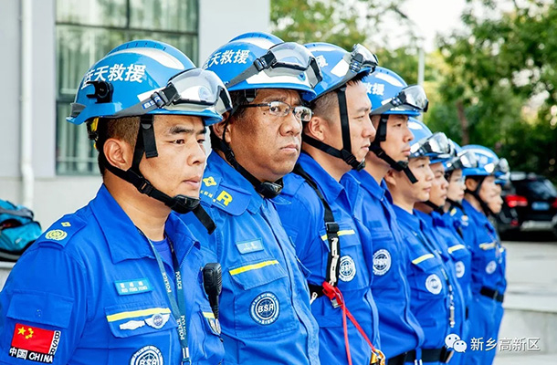 我区开展高空逃生应急演练