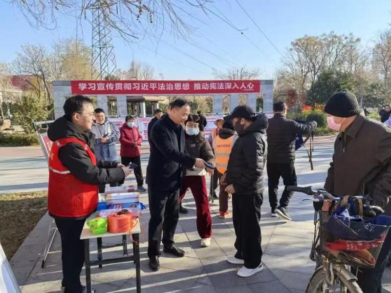 高新区深入开展第十二个国家宪法日宣传活动